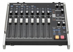 TASCAM RC-F82